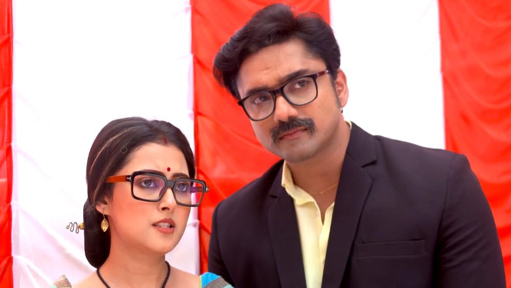 Neem Phooler Madhu Serial porna know about piklu's danger